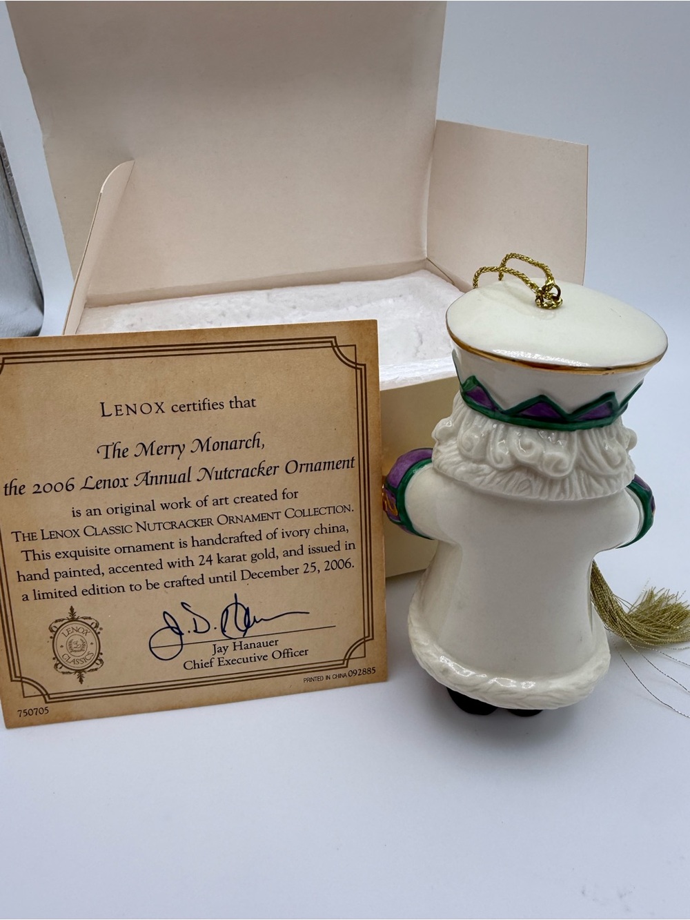 Lenox White and Purple 2006 Merry Monarch Nutcracker Ornament - Picture 2 of 4
